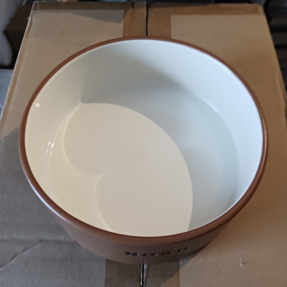 Dog Bowl Food or Water Brown Stoneware 4 Cup "NOSH" Sturdy Boots & Barkley - Picture 3 of 7